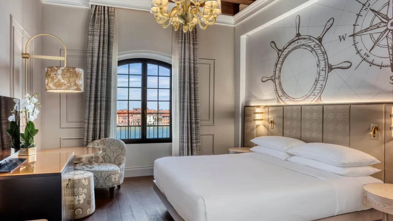 Hilton Molino Stucky Venezia: Lusso, Storia e Viste Mozzafiato